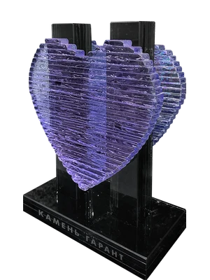 Ваза-сердце из лавандового стекла